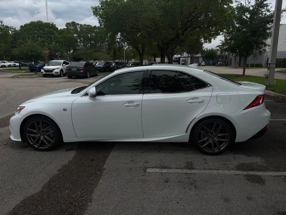 2015 Lexus IS 3rd Gen - Image 4 of 14