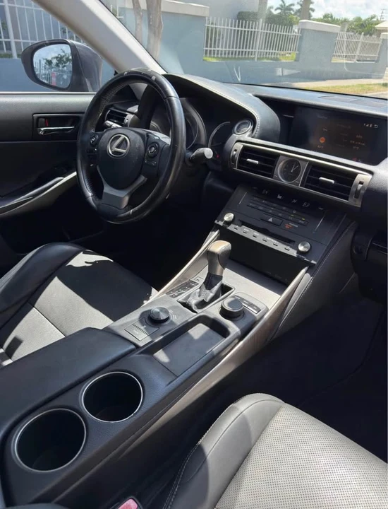 2015 Lexus IS 3rd Gen - Image 5 of 12