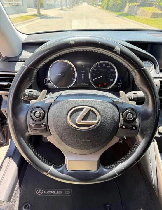 2015 Lexus IS 3rd Gen - Image 9 of 12