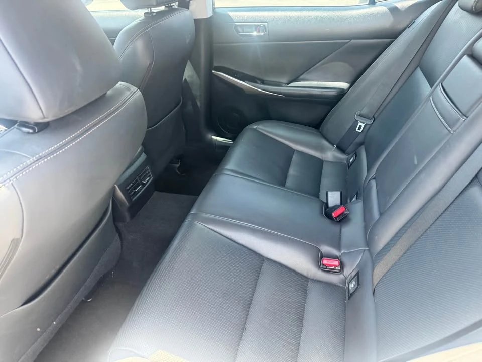 2015 Lexus IS 3rd Gen - Image 8 of 11