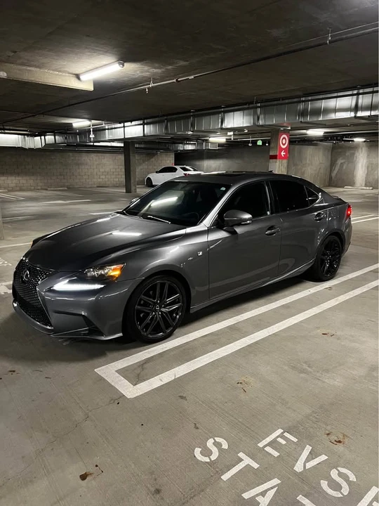 2015 Lexus IS 3rd Gen - Image 4 of 19