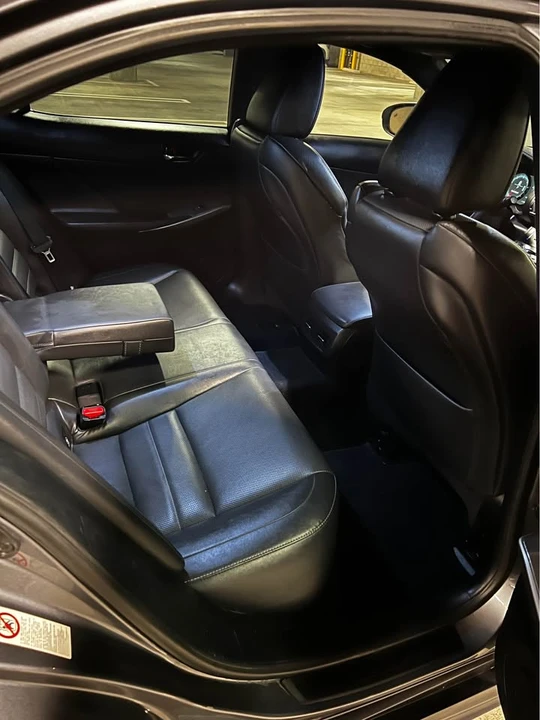2015 Lexus IS 3rd Gen - Image 16 of 19