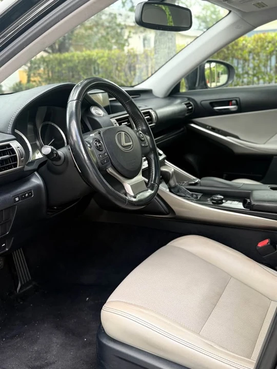 2015 Lexus IS 3rd Gen - Image 6 of 9