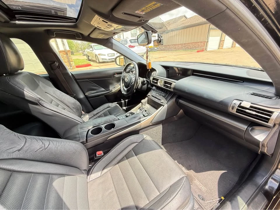 2015 Lexus IS 3rd Gen - Image 13 of 20