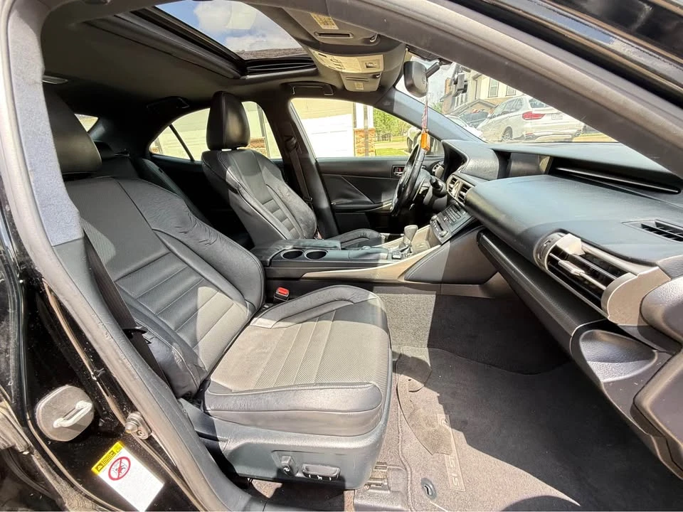 2015 Lexus IS 3rd Gen - Image 11 of 20