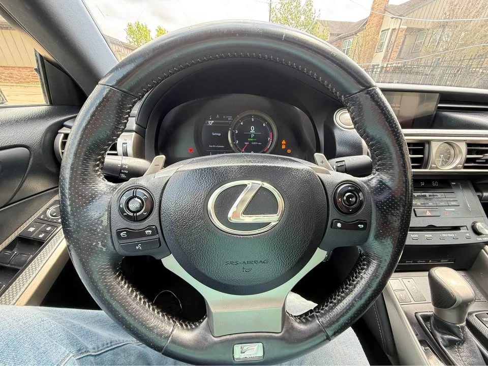 2015 Lexus IS 3rd Gen - Image 16 of 20