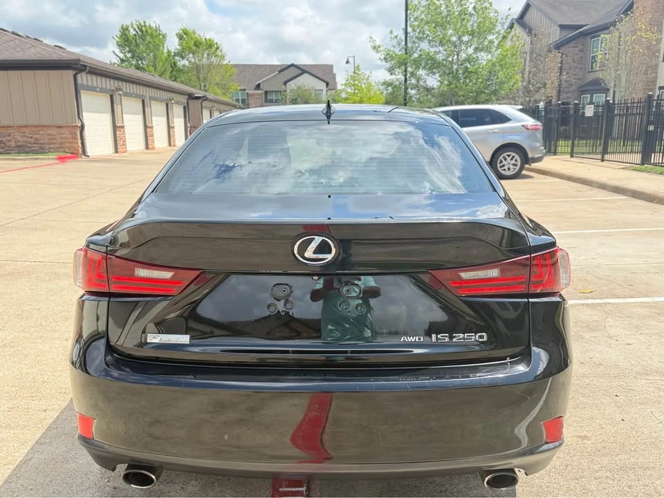 2015 Lexus IS 3rd Gen - Image 6 of 20