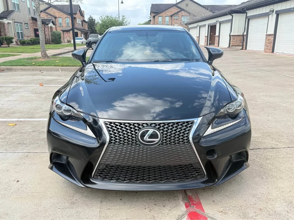 2015 Lexus IS 3rd Gen - Image 4 of 20