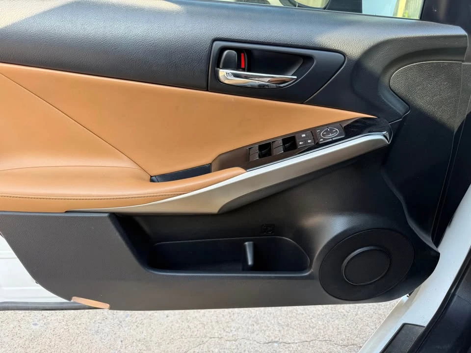 2015 Lexus IS 3rd Gen - Image 14 of 14