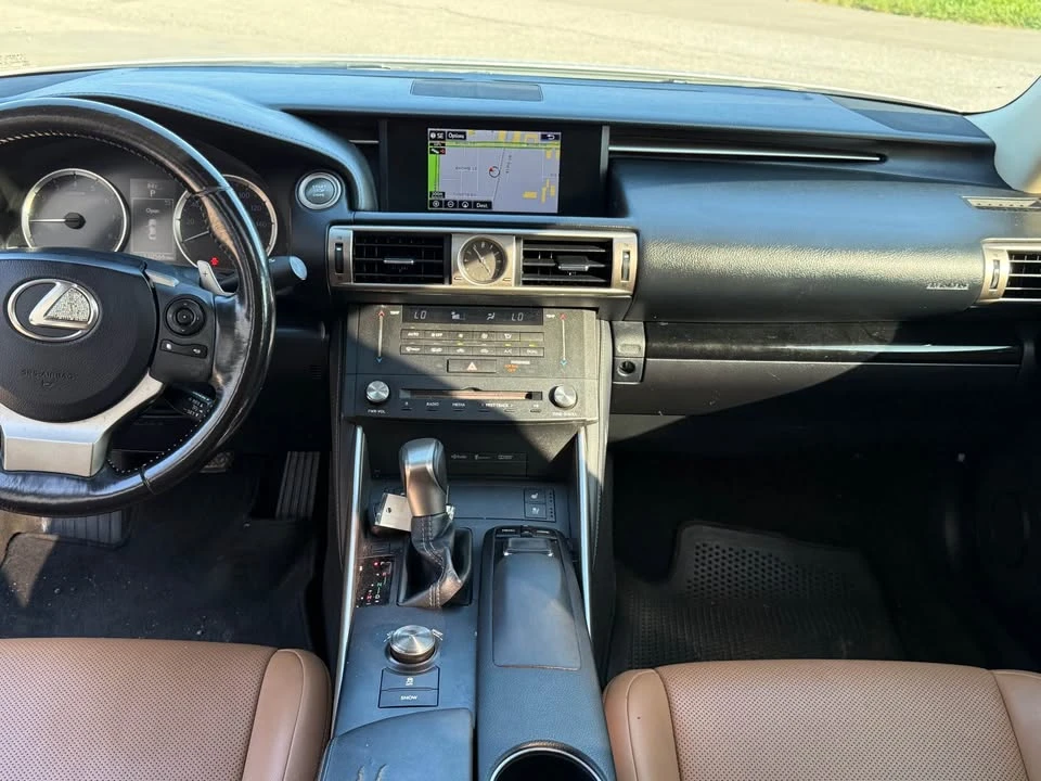 2015 Lexus IS 3rd Gen - Image 9 of 14