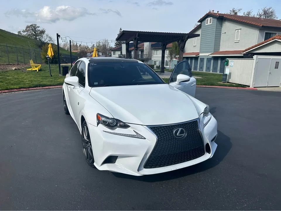 2015 Lexus IS 3rd Gen - Image 12 of 16