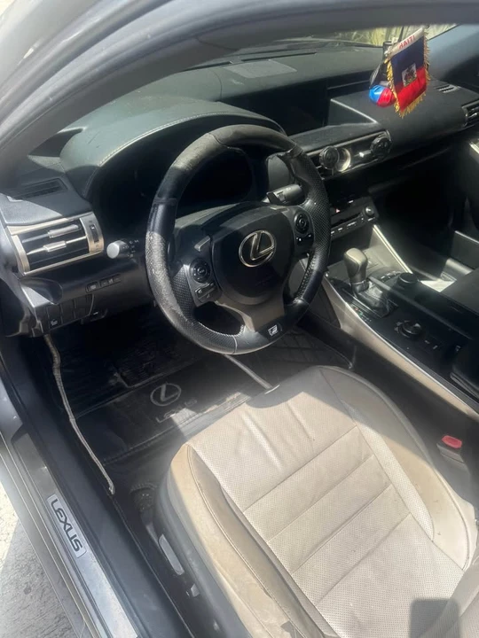 2015 Lexus IS 3rd Gen - Image 6 of 8