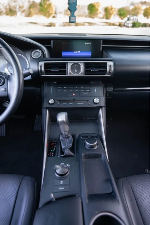 2015 Lexus IS 3rd Gen - Image 14 of 19