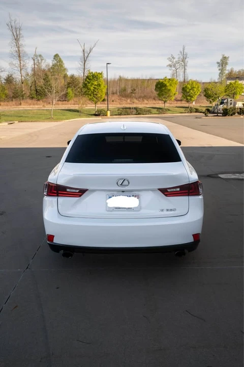2015 Lexus IS 3rd Gen - Image 10 of 19