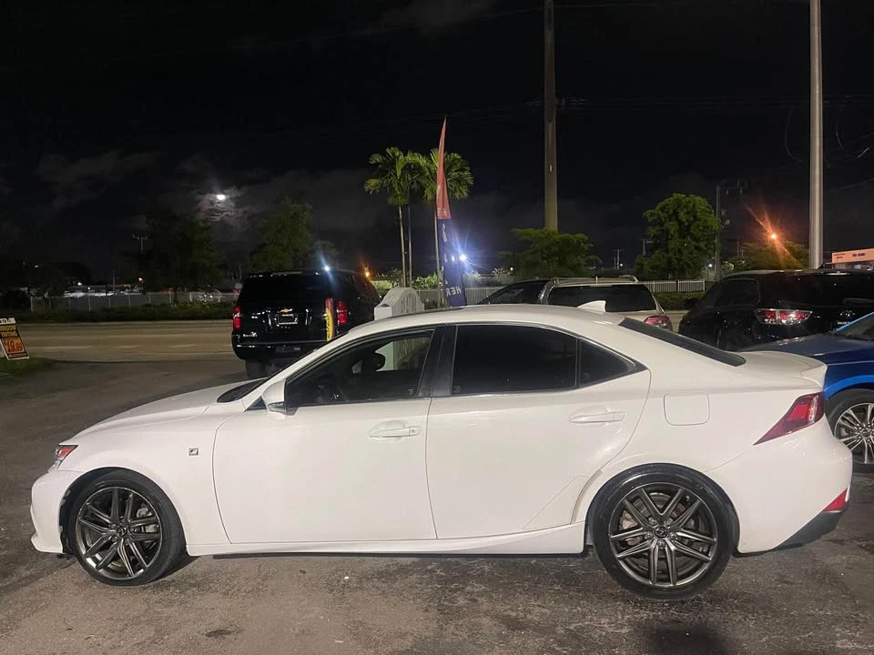 2015 Lexus IS 3rd Gen - Image 4 of 19