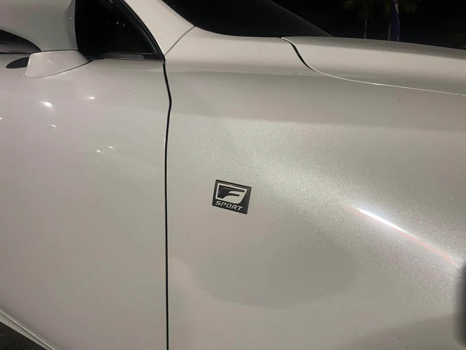 2015 Lexus IS 3rd Gen - Image 18 of 19