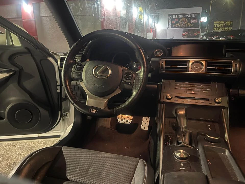 2015 Lexus IS 3rd Gen - Image 8 of 19