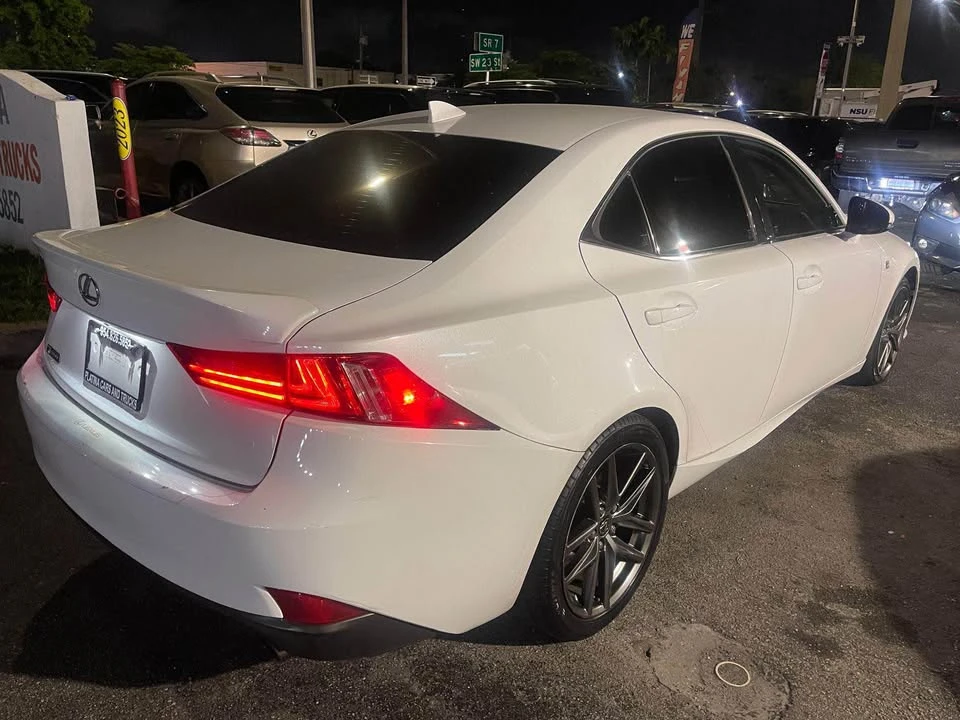 2015 Lexus IS 3rd Gen - Image 13 of 19