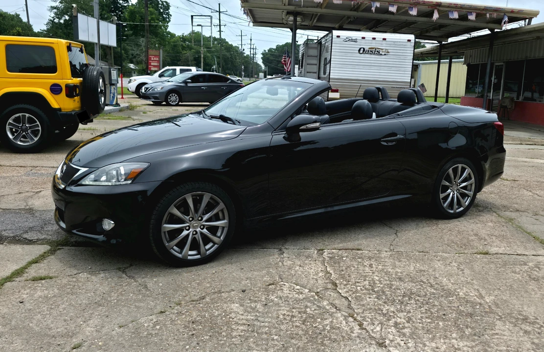 2015 Lexus IS 3rd Gen - Image 6 of 31