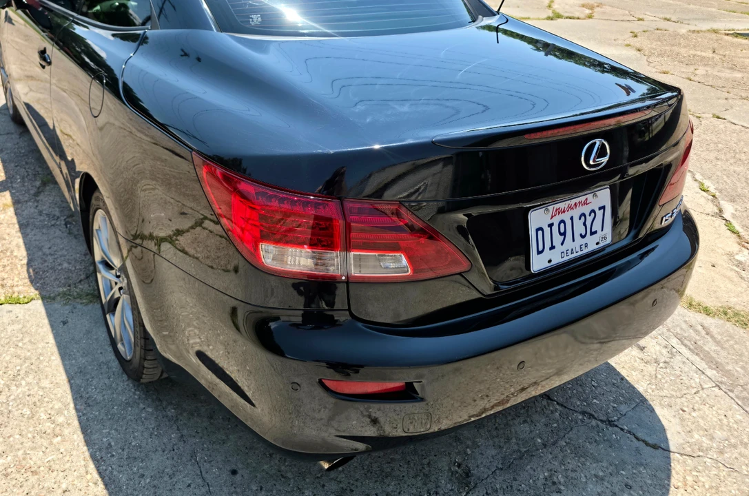 2015 Lexus IS 3rd Gen - Image 24 of 31