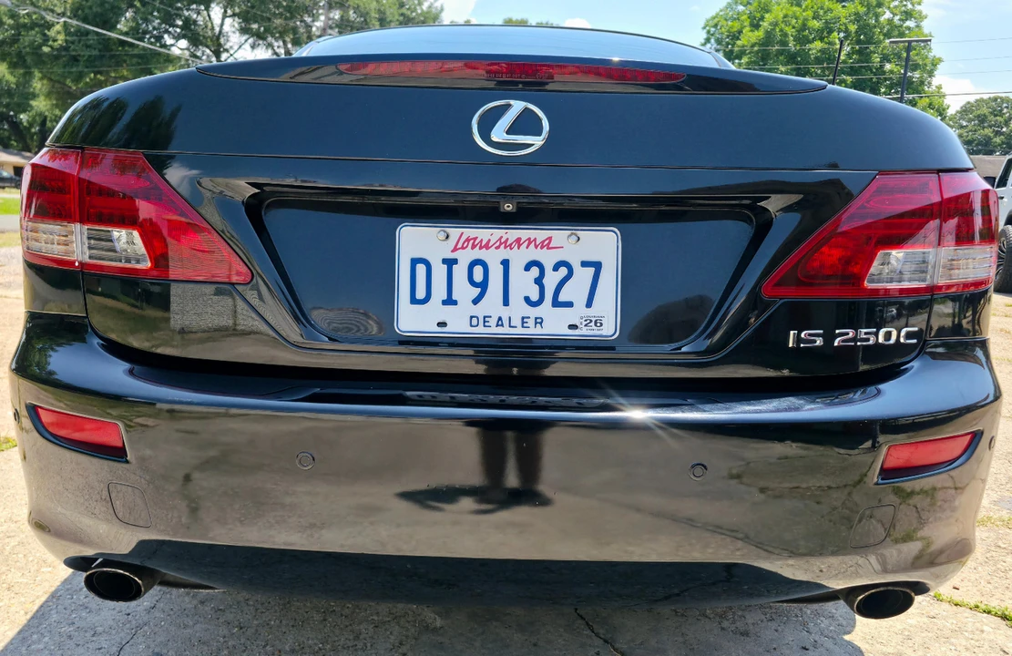 2015 Lexus IS 3rd Gen - Image 25 of 31