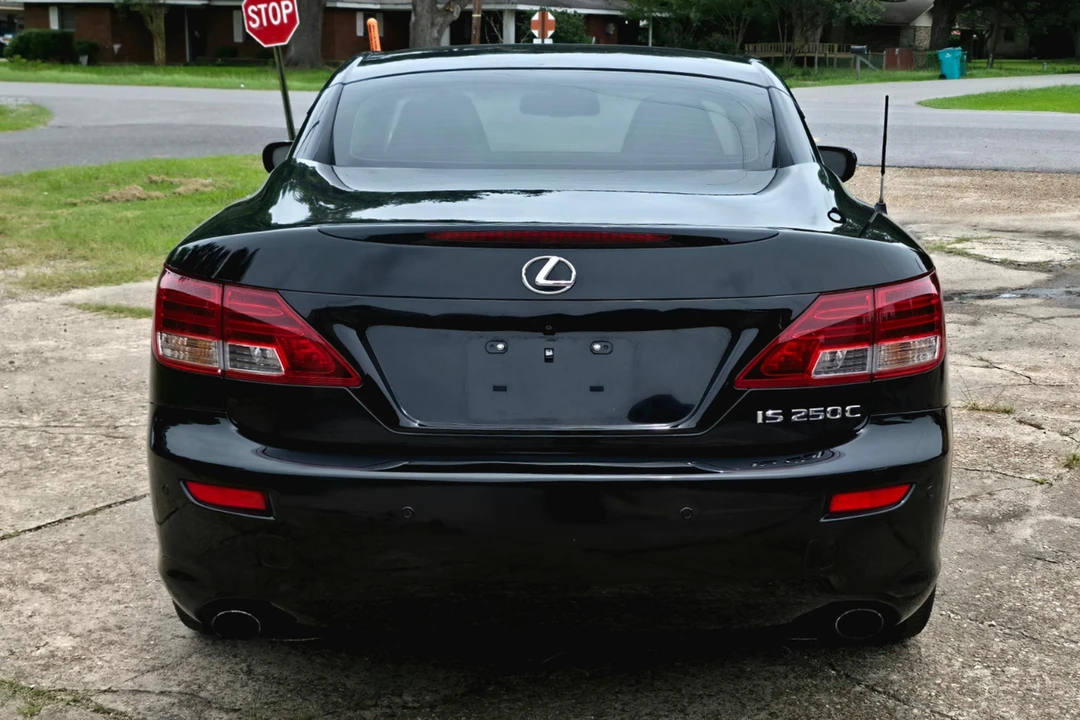 2015 Lexus IS 3rd Gen - Image 5 of 31