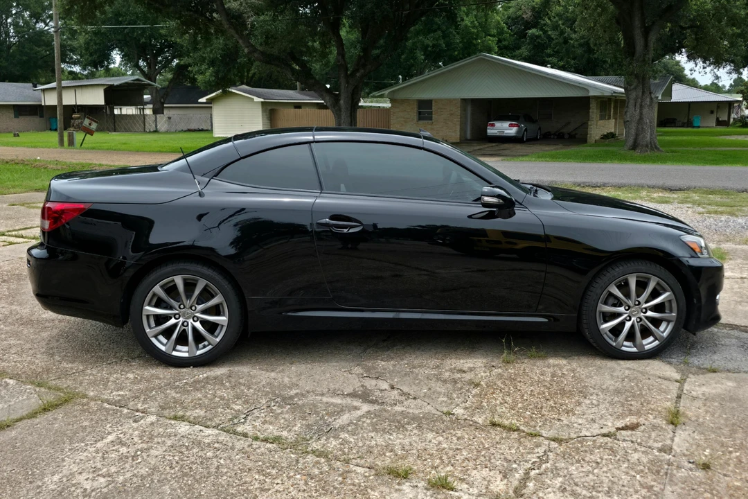 2015 Lexus IS 3rd Gen - Image 3 of 31