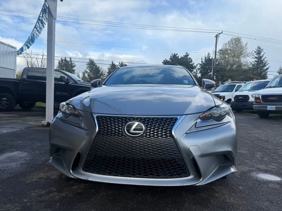 2015 Lexus IS 3rd Gen - Image 4 of 18