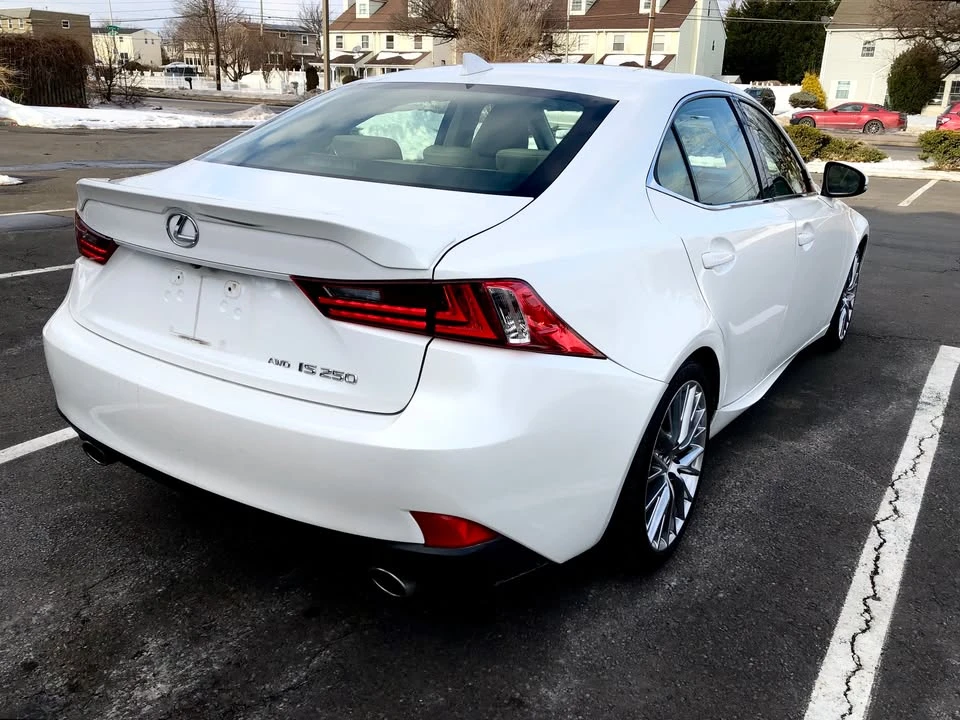 2015 Lexus IS 3rd Gen - Image 4 of 20