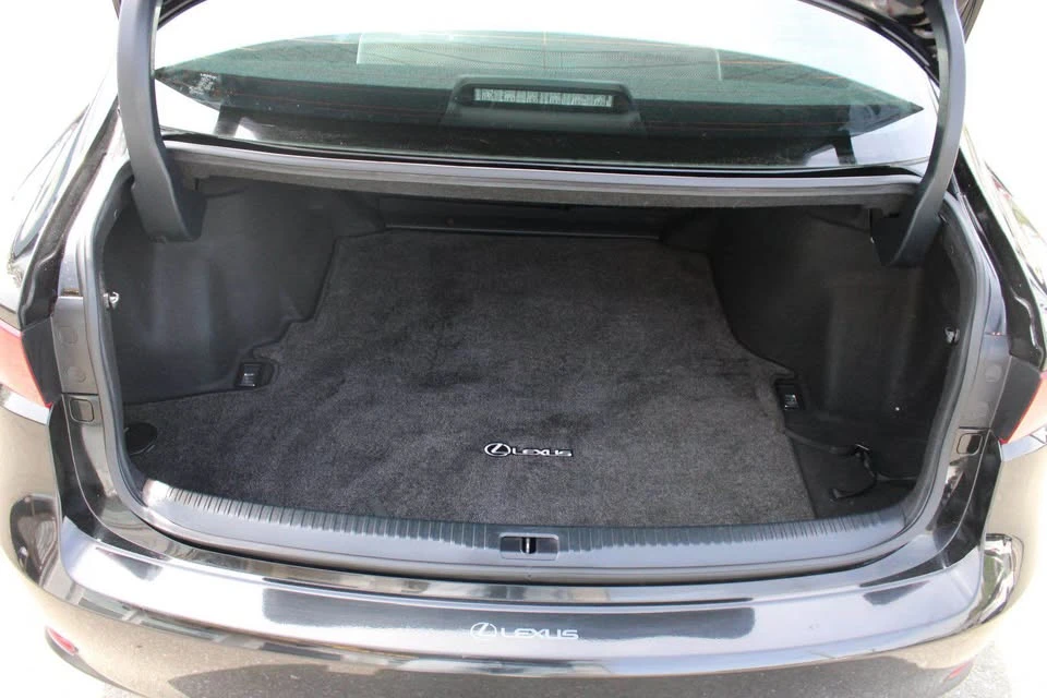 2015 Lexus IS 3rd Gen - Image 12 of 13