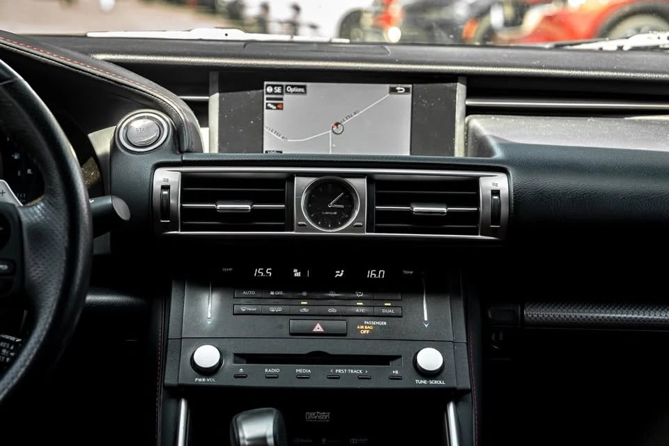 2015 Lexus IS 3rd Gen - Image 12 of 20