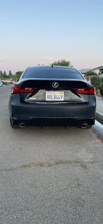 2015 Lexus IS 3rd Gen - Image 4 of 7