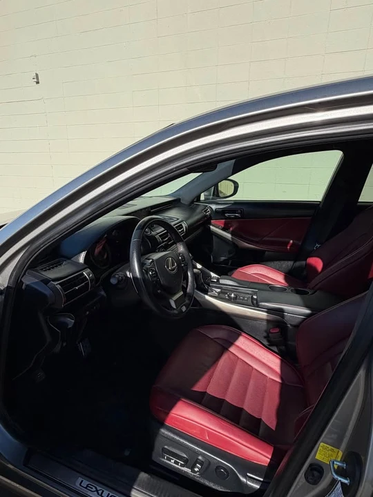 2015 Lexus IS 3rd Gen - Image 16 of 20