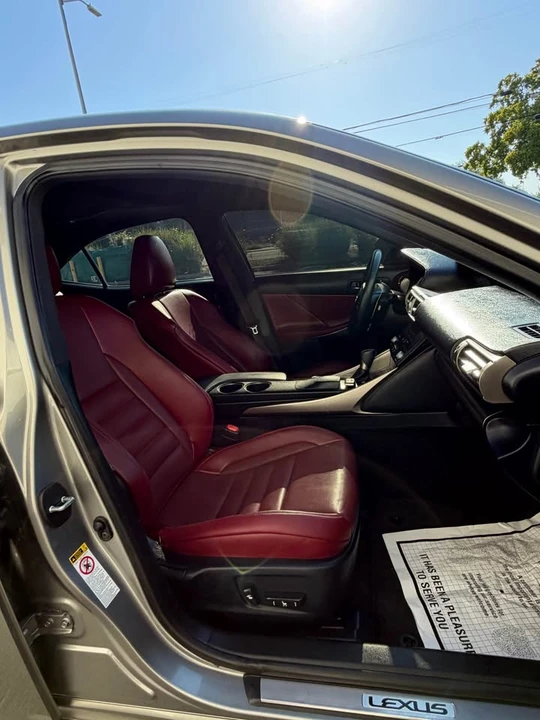 2015 Lexus IS 3rd Gen - Image 15 of 20