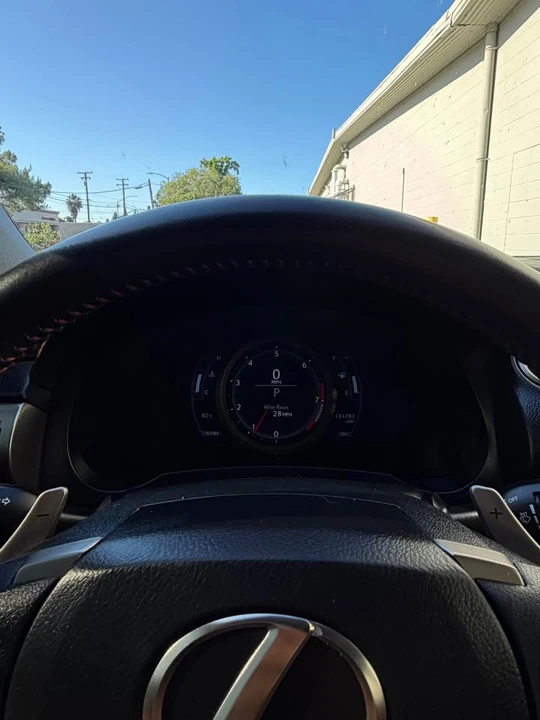 2015 Lexus IS 3rd Gen - Image 11 of 20