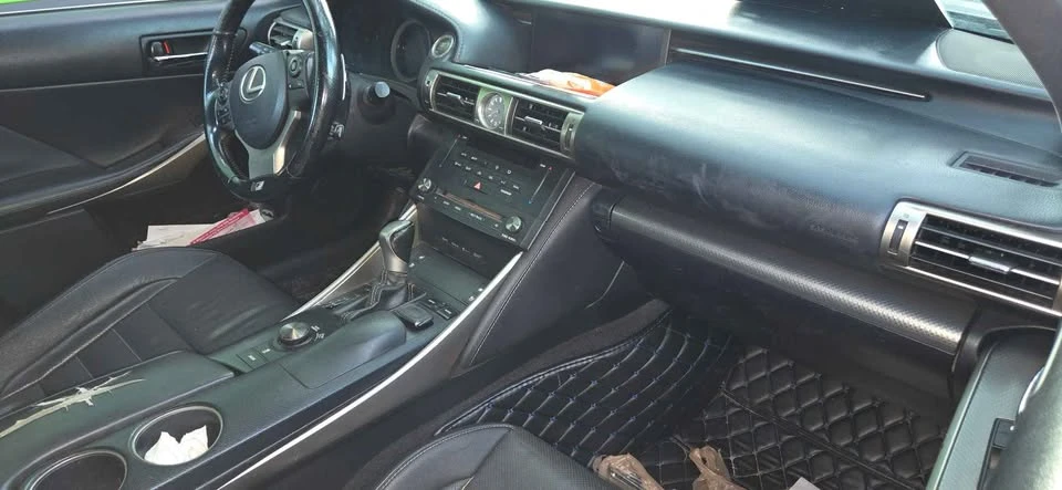 2015 Lexus IS 3rd Gen - Image 3 of 9