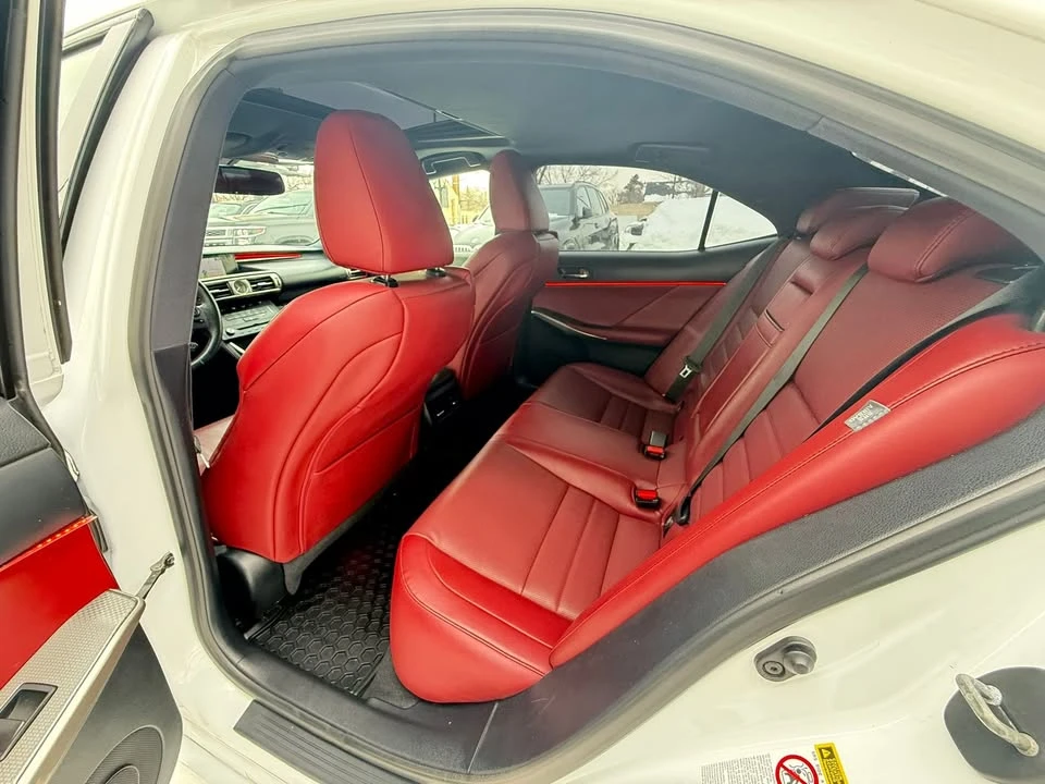 2015 Lexus IS 3rd Gen - Image 16 of 20