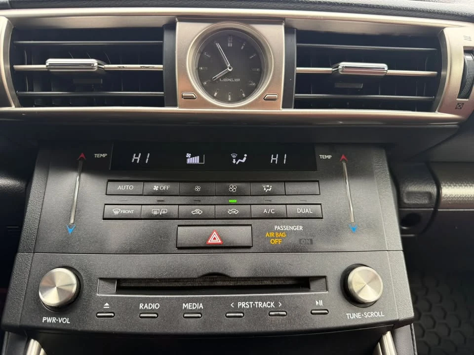 2015 Lexus IS 3rd Gen - Image 12 of 20