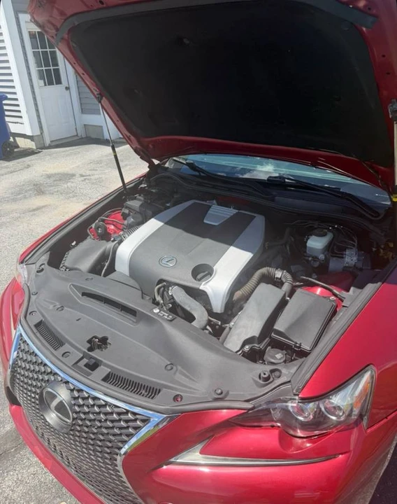 2015 Lexus IS 3rd Gen - Image 5 of 14