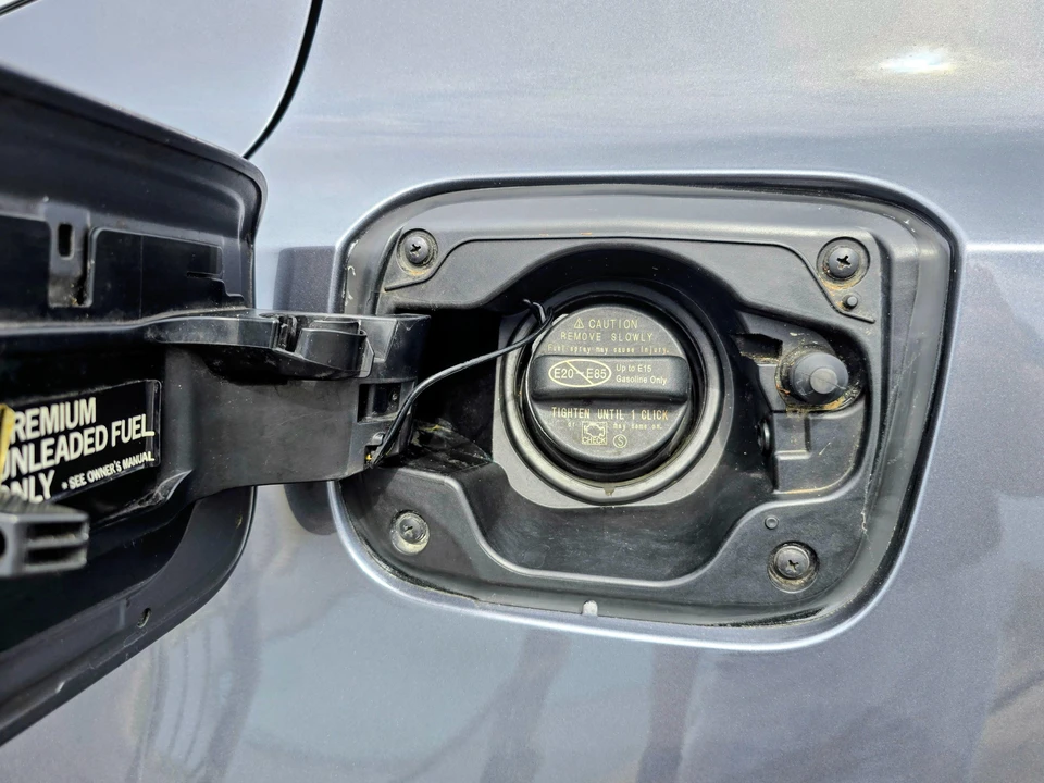 2015 Lexus IS 3rd Gen - Image 18 of 31