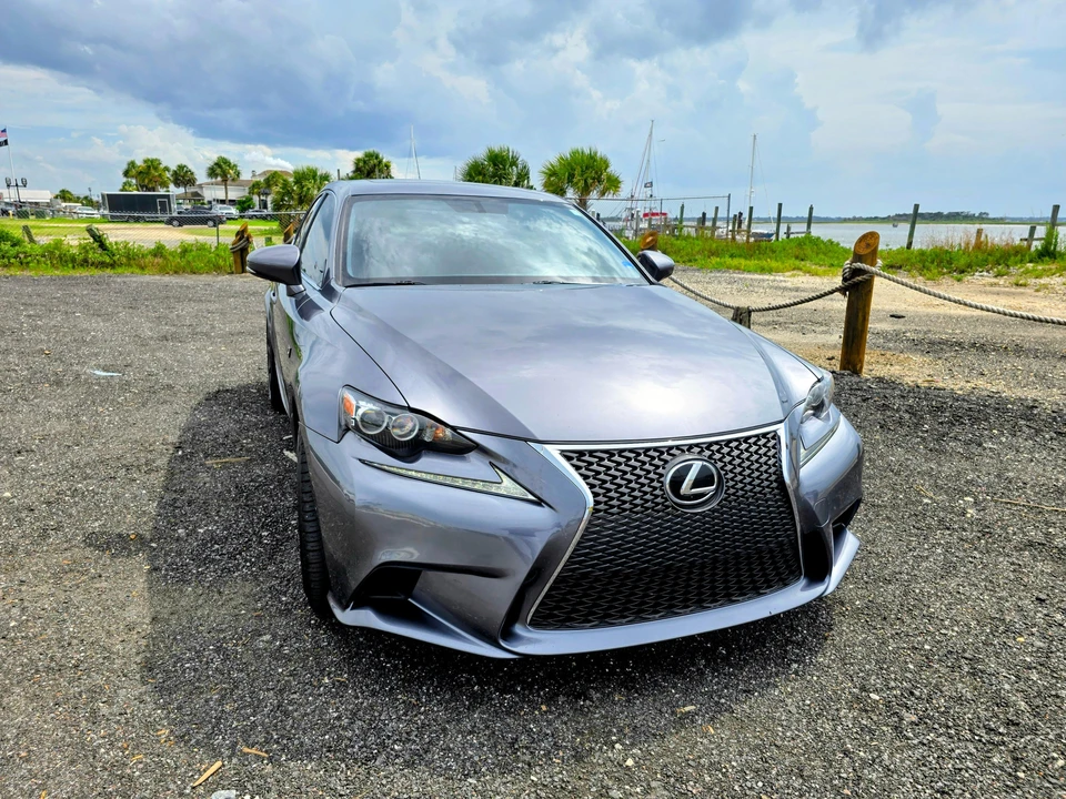 2015 Lexus IS 3rd Gen - Image 7 of 31
