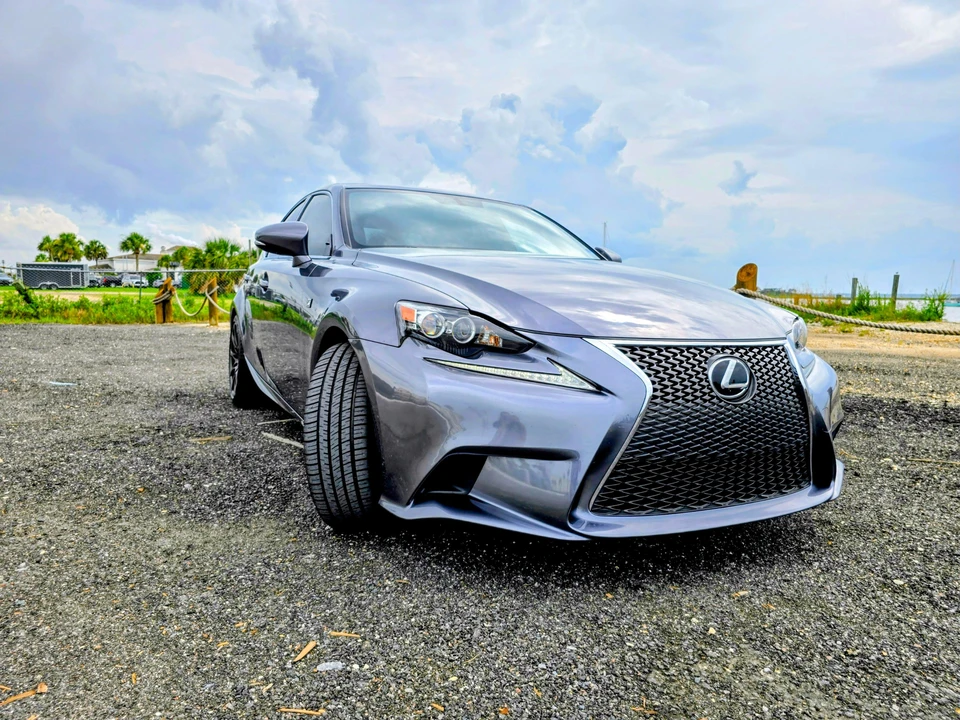 2015 Lexus IS 3rd Gen - Image 6 of 31