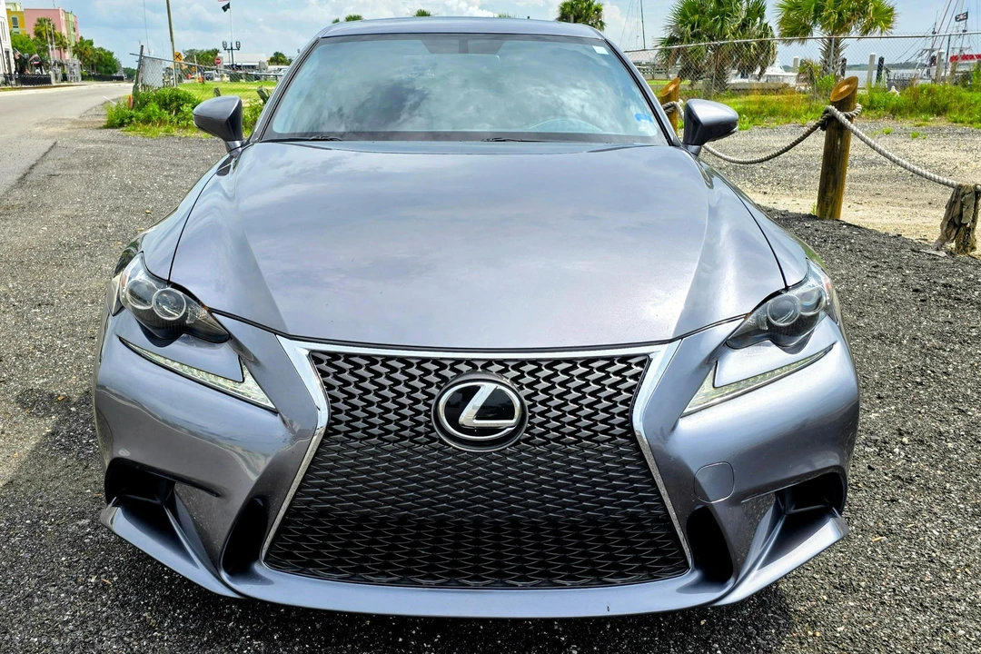 2015 Lexus IS 3rd Gen - Image 2 of 31