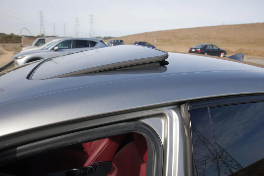 2015 Lexus IS 3rd Gen - Image 16 of 31
