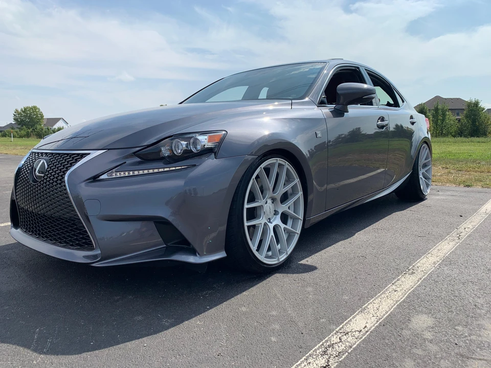 2015 Lexus IS 3rd Gen - Image 10 of 31