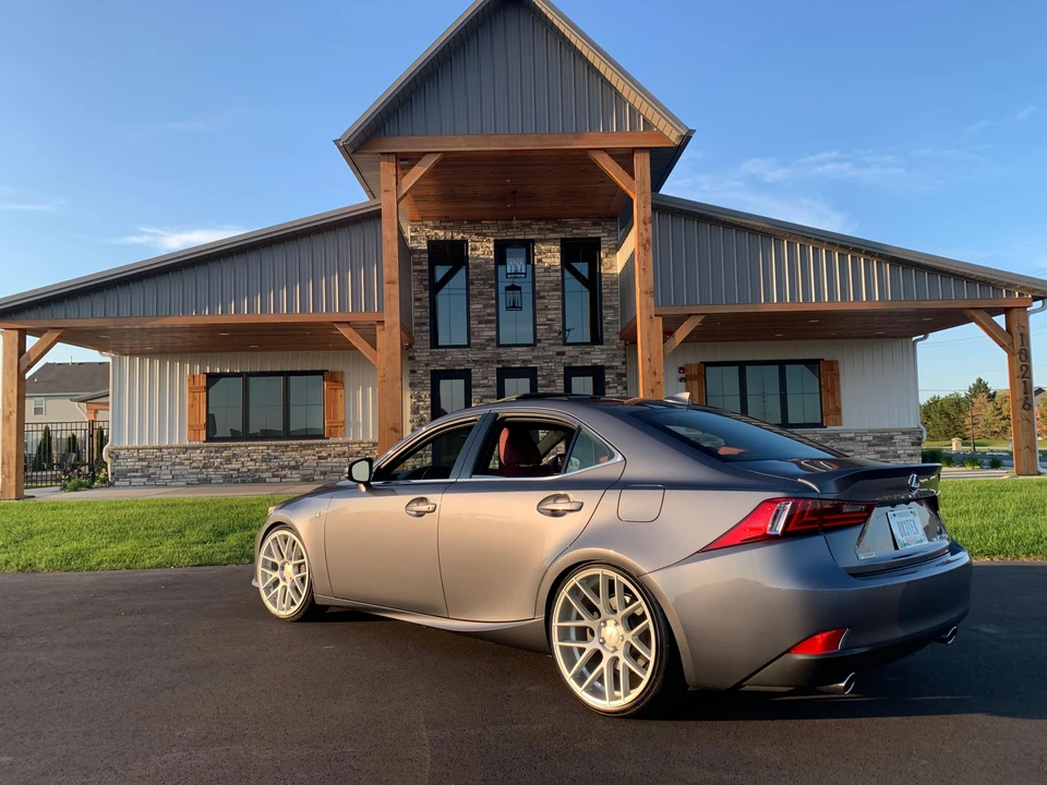 2015 Lexus IS 3rd Gen - Image 7 of 31