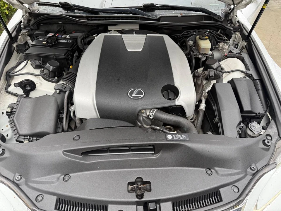 2015 Lexus IS 3rd Gen - Image 7 of 9