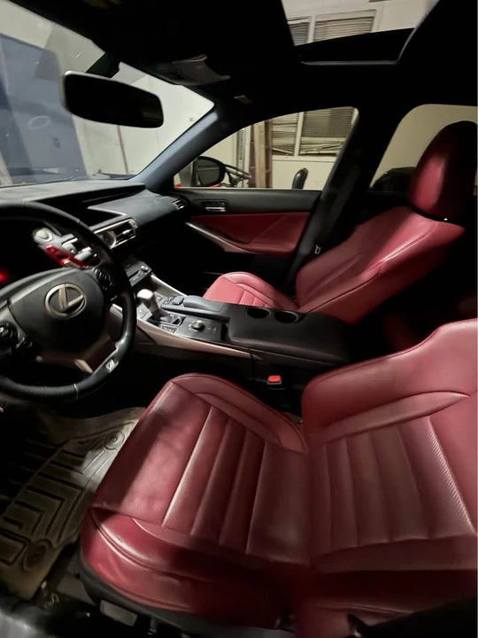 2015 Lexus IS 3rd Gen - Image 6 of 8