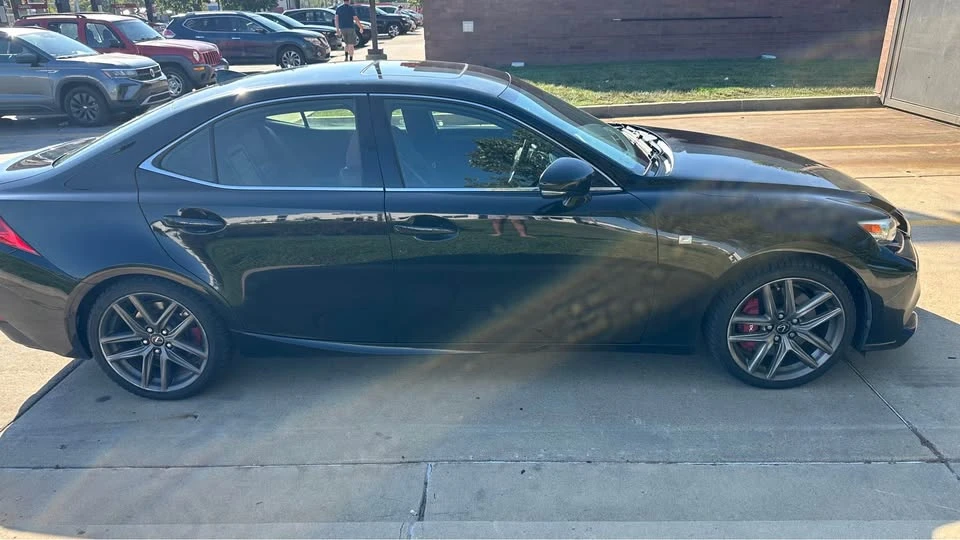 2015 Lexus IS 3rd Gen - Image 5 of 9