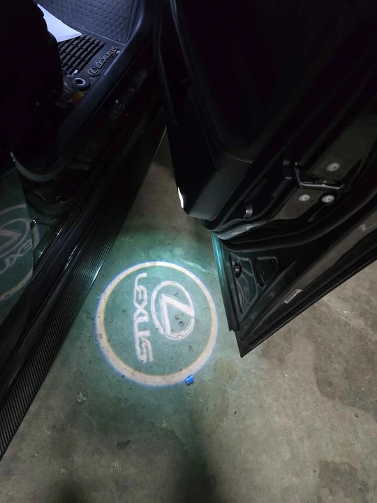 2015 Lexus IS 3rd Gen - Image 9 of 19